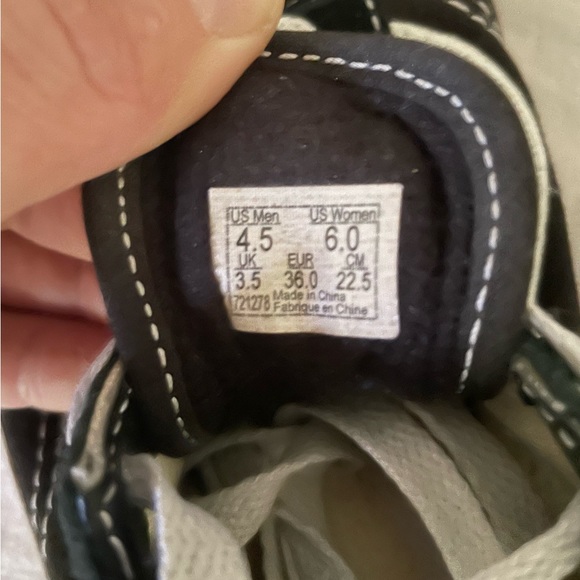 Vans - Old Skool Shoe - Picture 4 of 5